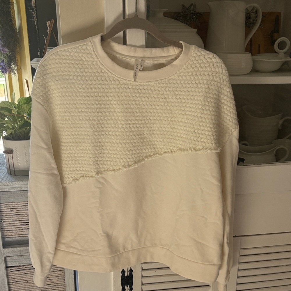 Elegant Cream Textured Women's Sweater